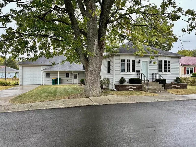 312 E Weninger ST, North Judson, IN 46366