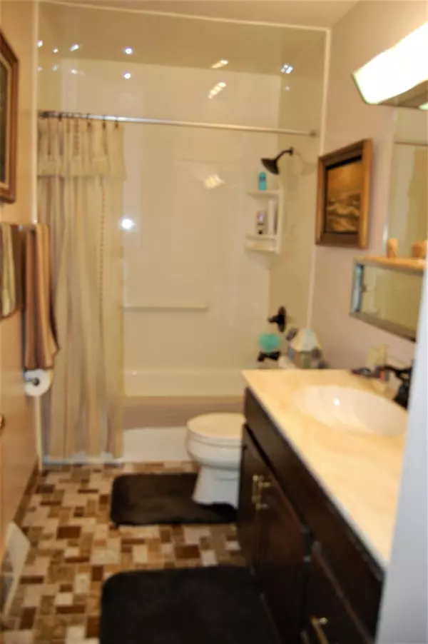 Merrillville, IN 46410,7035 Van Buren ST