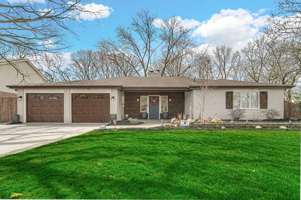 824 Schilling DR, Dyer, IN 46311