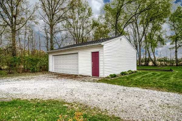 Wheatfield, IN 46392,99 E Carter ST