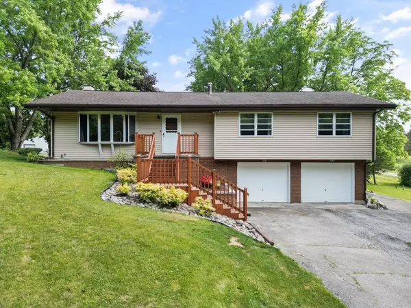 618 W 50, Valparaiso, IN 46385