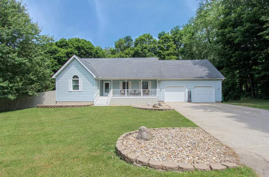 4121 E Rolling DR, Rolling Prairie, IN 46371