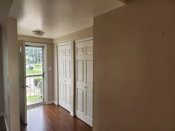 East Chicago, IN 46312,4136 Butternut ST