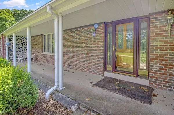 Union Mills, IN 46382,5588 W 800