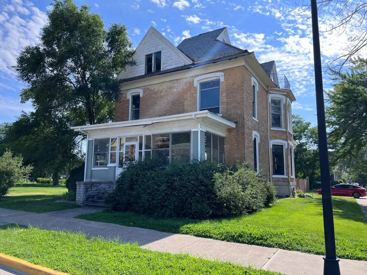 Michigan City, IN 46360,701 Spring ST