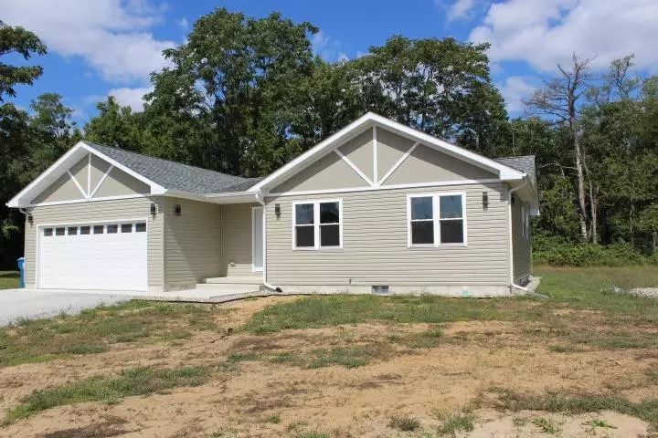 805 E Culver RD, Knox, IN 46534