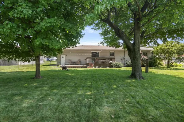 Portage, IN 46368,2082 Clover ST