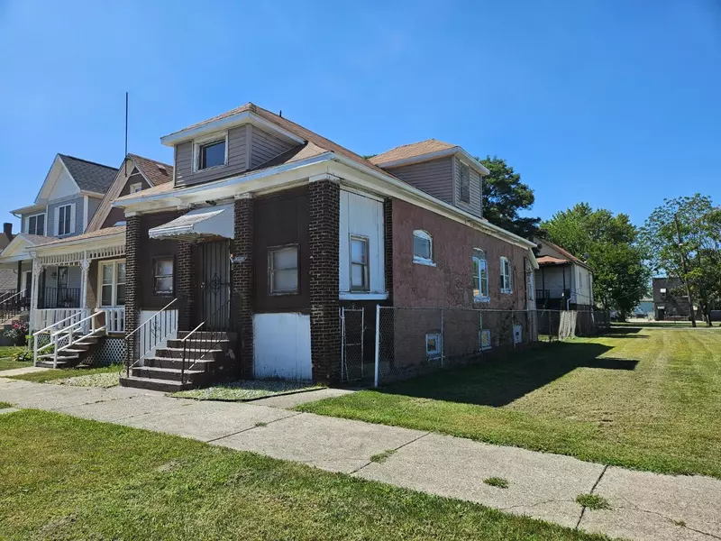 4716 Alexander AVE, East Chicago, IN 46312
