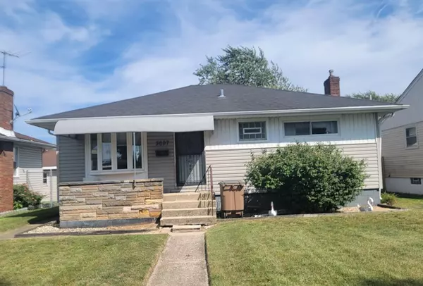 East Chicago, IN 46312,5607 Reading AVE