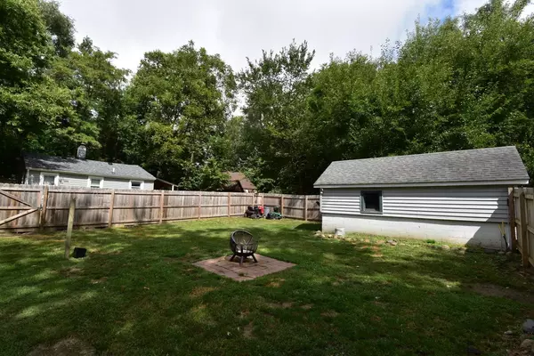 Knox, IN 46534,205 W Lake ST