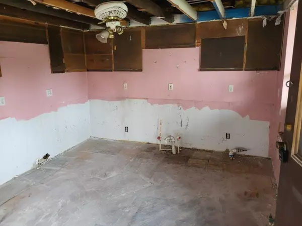 Shelby, IN 46377,1209 W 233rd AVE