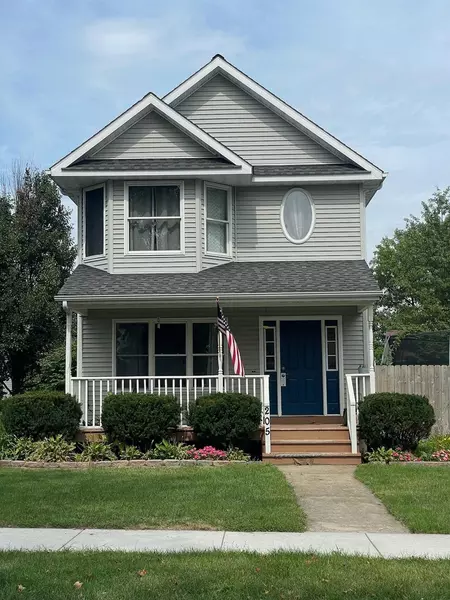 205 E Ada ST, New Carlisle, IN 46552