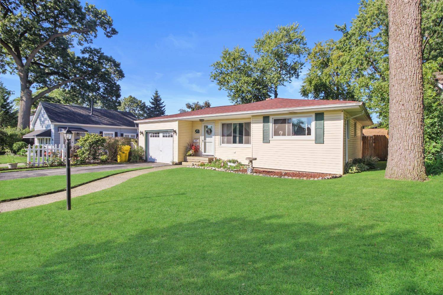 Griffith, IN 46319,214 N Wright ST