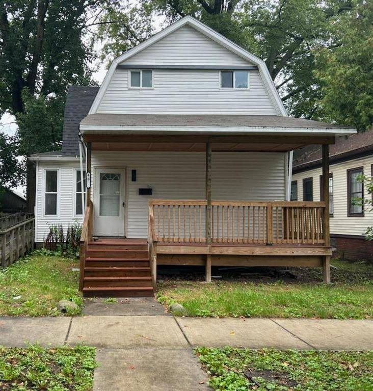 407 Maple AVE, La Porte, IN 46350