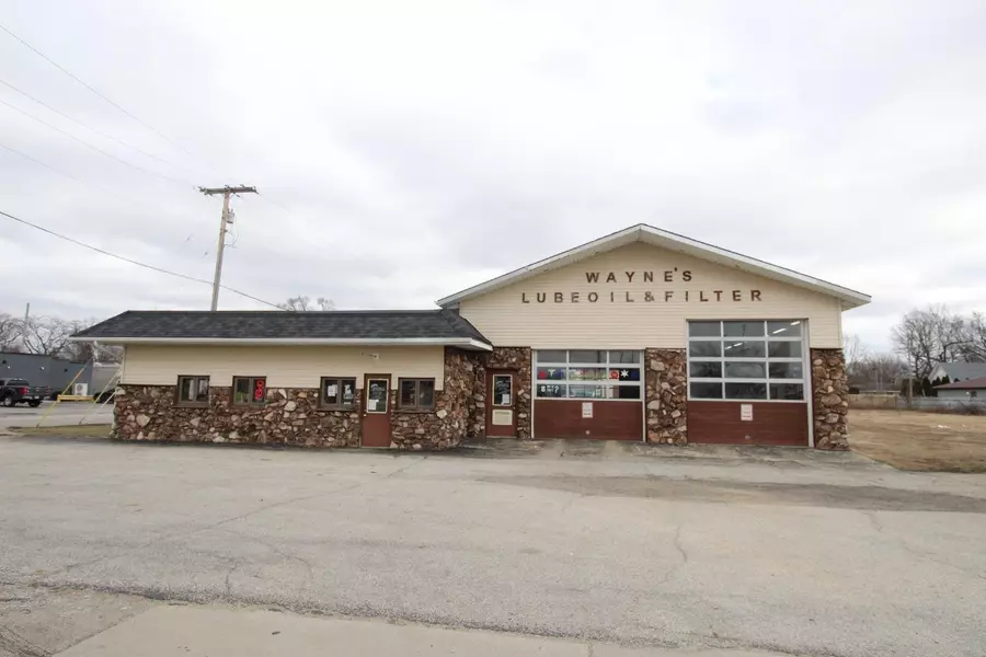 1308 S Heaton ST, Knox, IN 46534