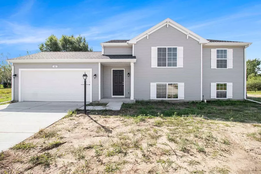 302 Potato Creek DR, North Liberty, IN 46554