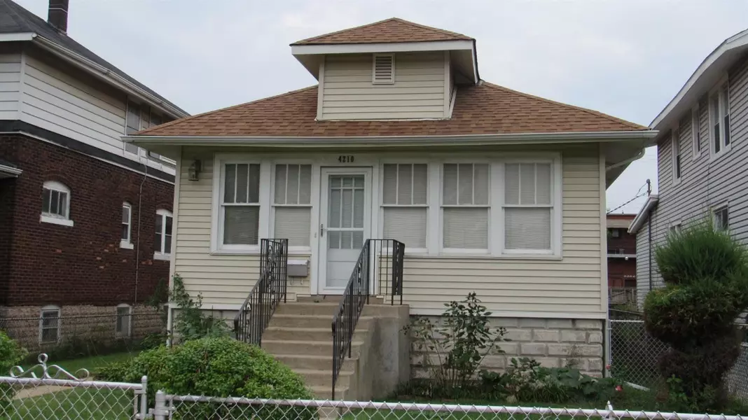 4210 Olcott AVE, East Chicago, IN 46312