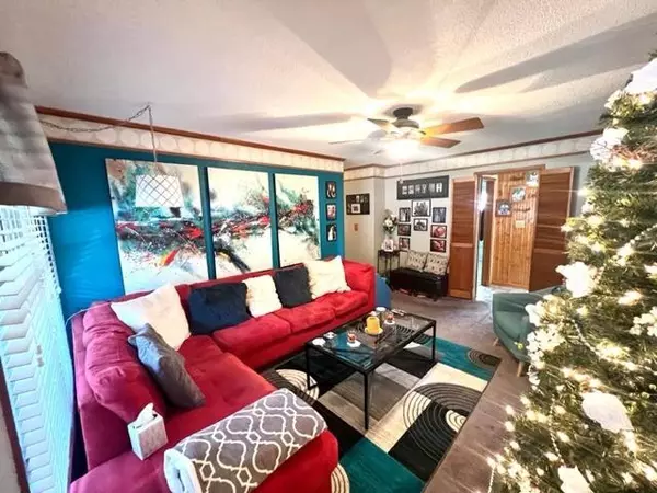 Knox, IN 46534,1160 S 300