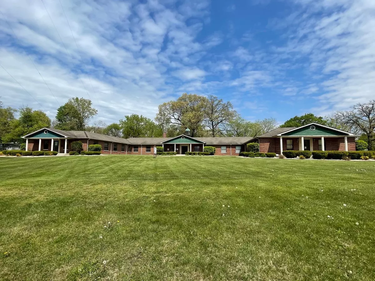 Valparaiso, IN 46385,1158 W Lincolnway #3