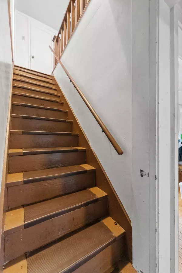 Michigan City, IN 46360,214 Fir ST