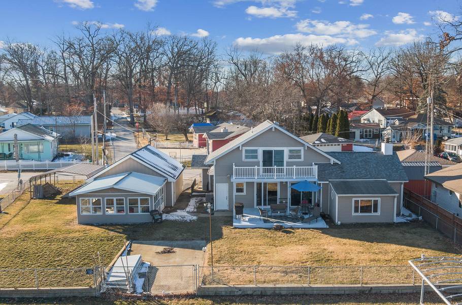 7827 N Tippecanoe DR, Walkerton, IN 46574