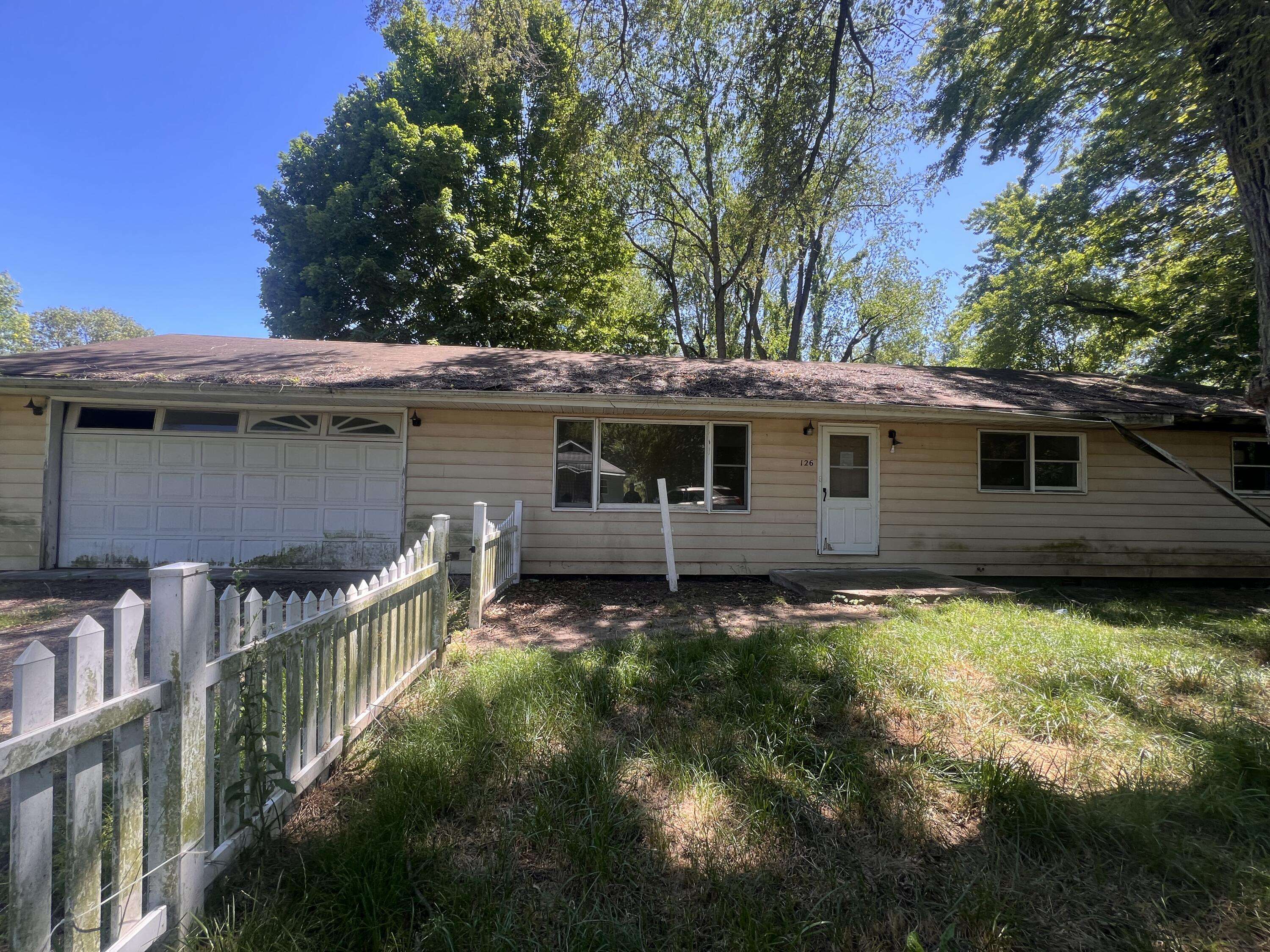126 Fern DR, Walkerton, IN 46574