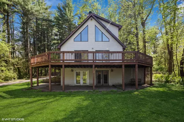 La Porte, IN 46350,1092 E Blueridge DR