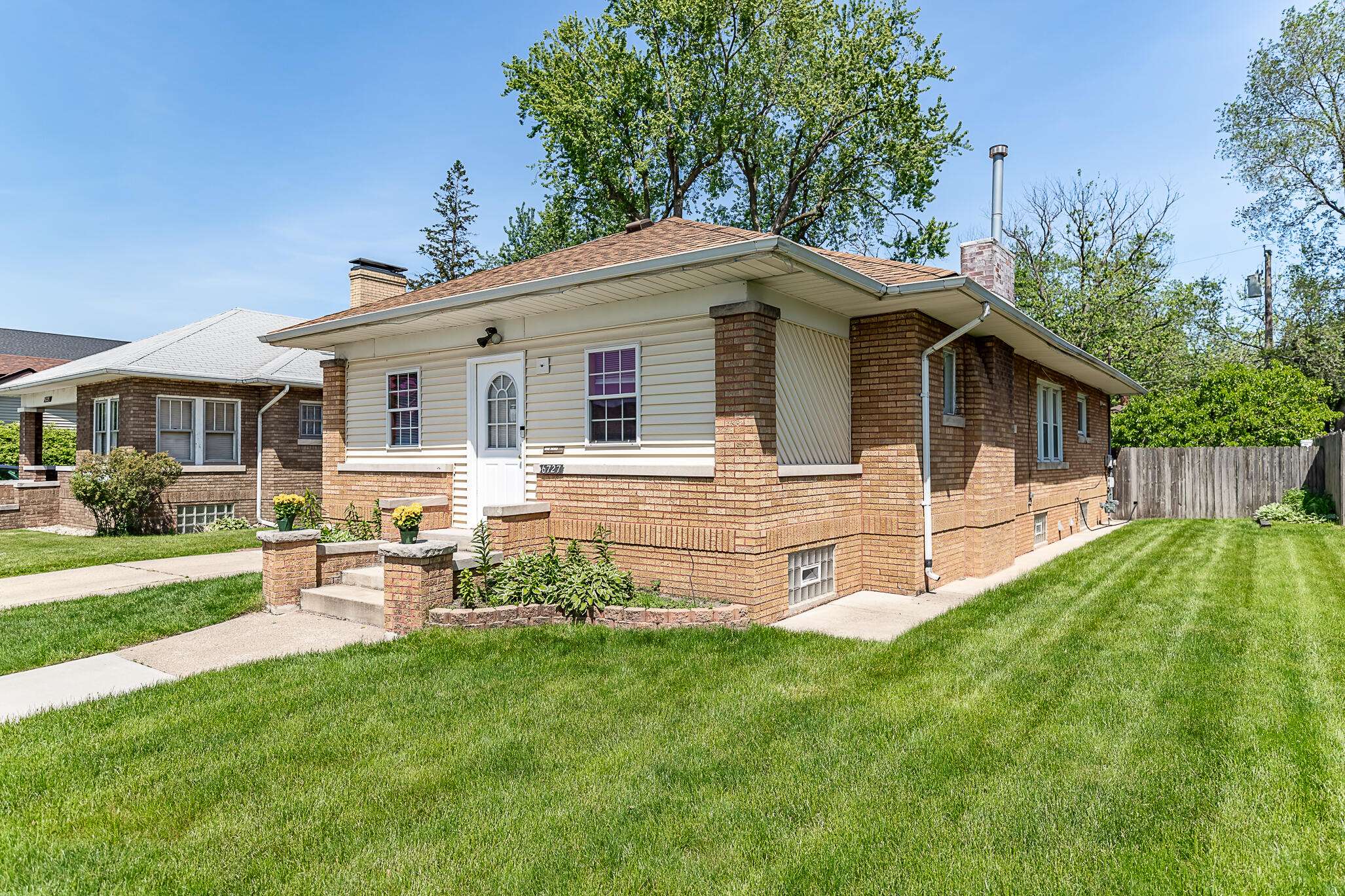 Hammond, IN 46323,6727 Arizona AVE