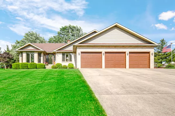 63 Rosewood LN,  Valparaiso,  IN 46385