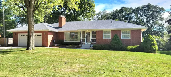 9225 Kardel DR, St. John, IN 46373