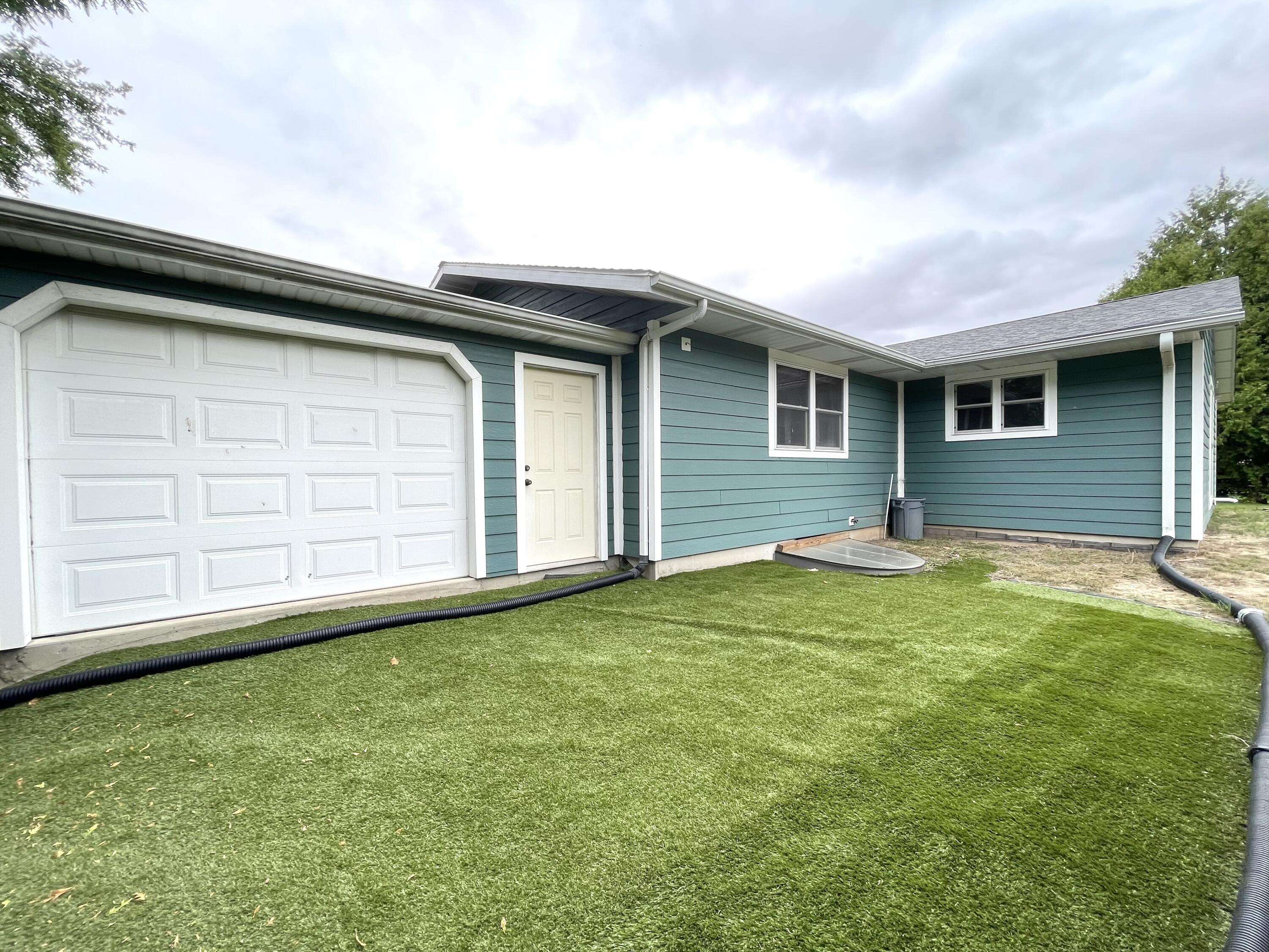 La Porte, IN 46350,2647 S Edward CT