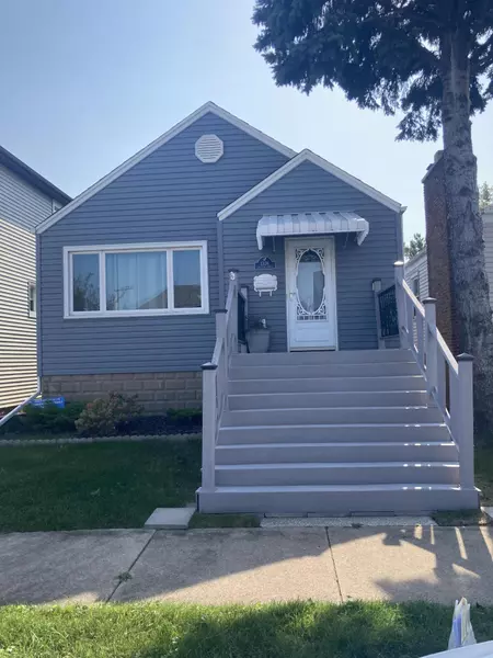 1336 Lakeview AVE, Whiting, IN 46394