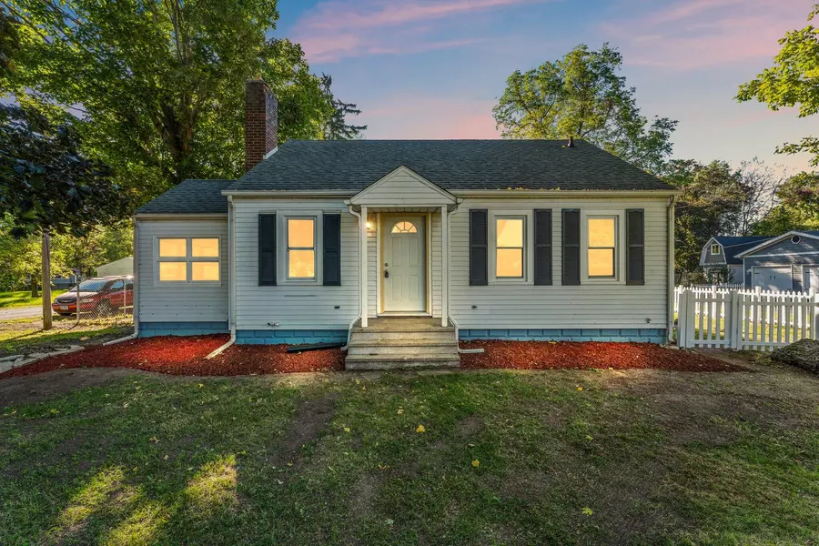 212 E Walker ST, Rolling Prairie, IN 46371