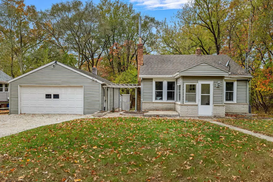 420 Groveland TRL, Michigan City, IN 46360
