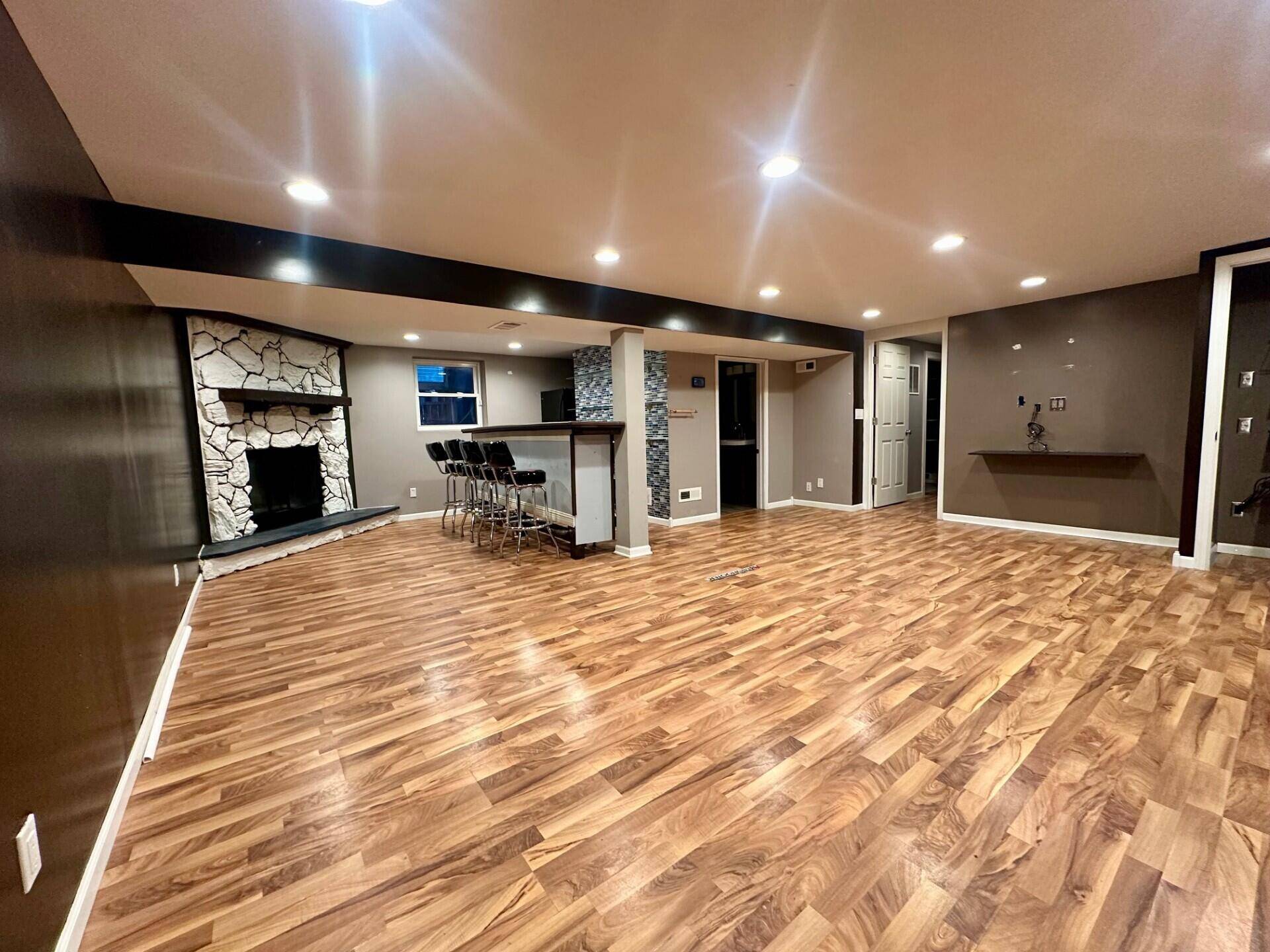Crown Point, IN 46307,3907 Brookside DR