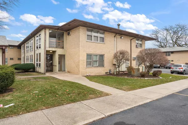 8831 Schneider AVE #53, Highland, IN 46322