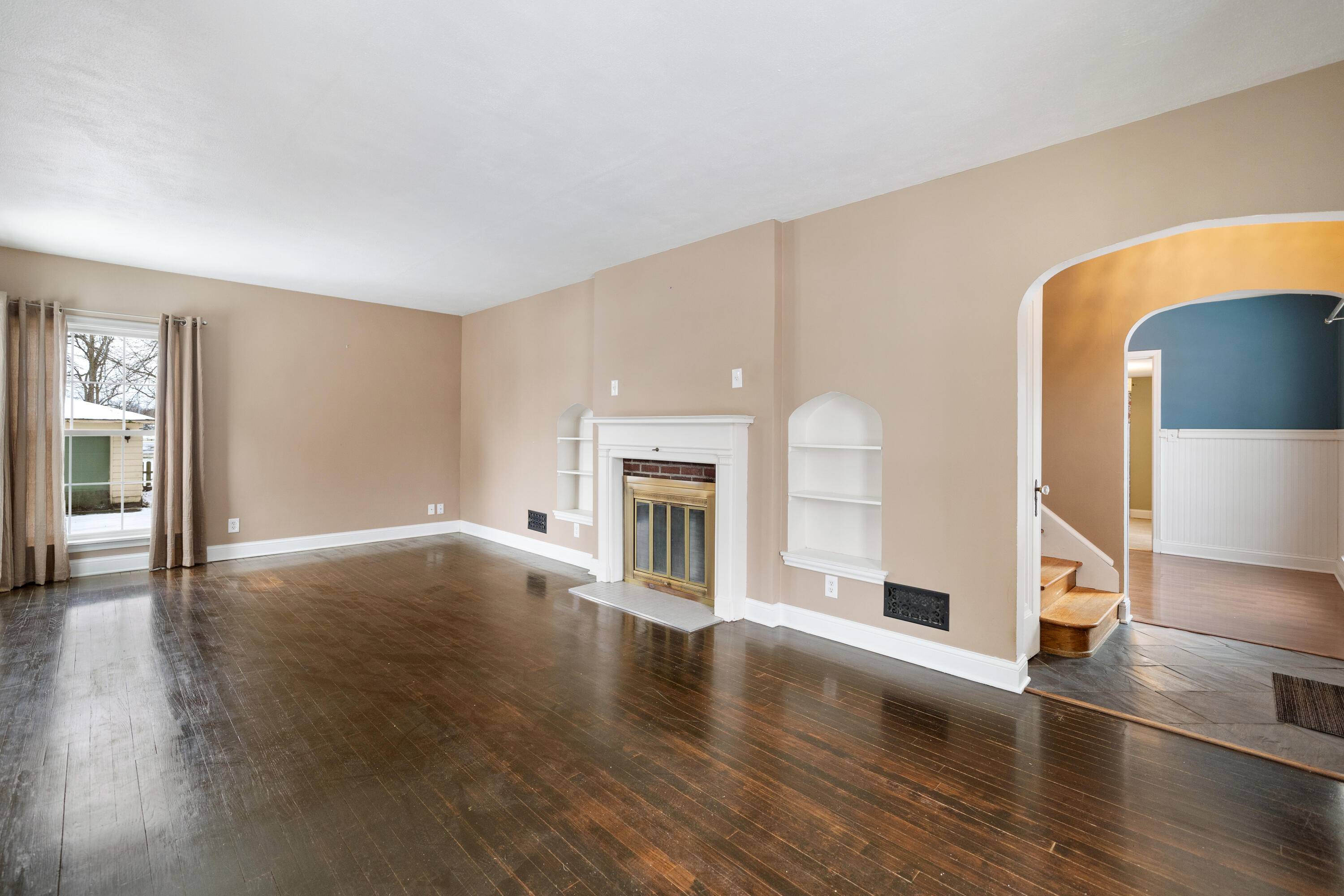 Crown Point, IN 46307,307 Holton RDG