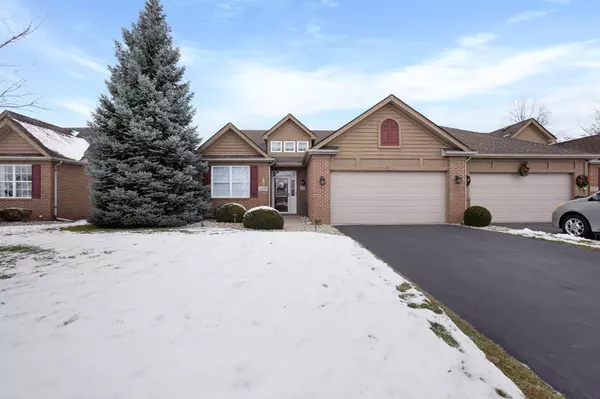 1204 Poppyfield PL, Schererville, IN 46375