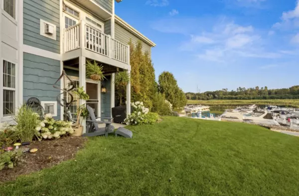 Portage, IN 46368,6009 S Dune Harbor DR #101