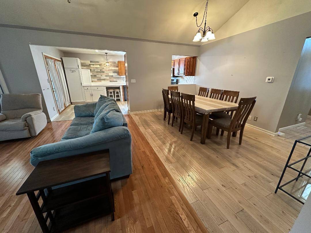 Michigan City, IN 46360,314 White Oak DR