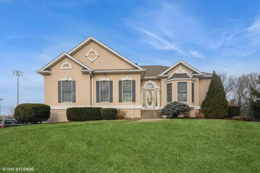 524 Windridge DR, Chesterton, IN 46304