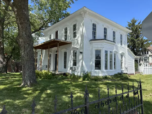 Lowell, IN 46356,427 E Commercial AVE