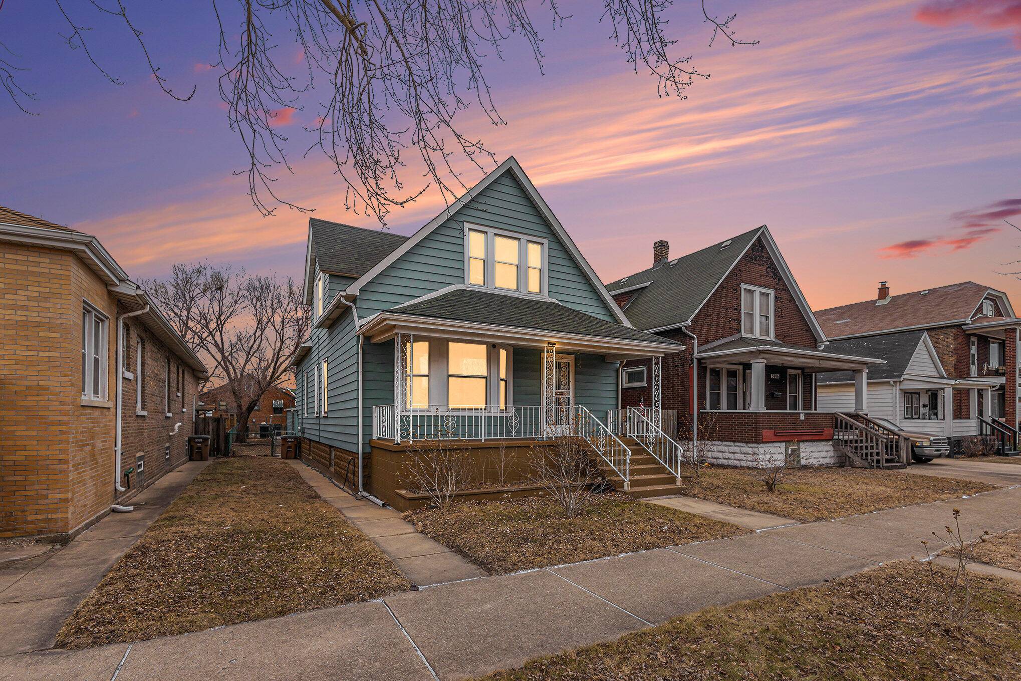 East Chicago, IN 46312,3808 Ivy ST
