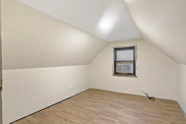 East Chicago, IN 46312,5014 Homerlee AVE