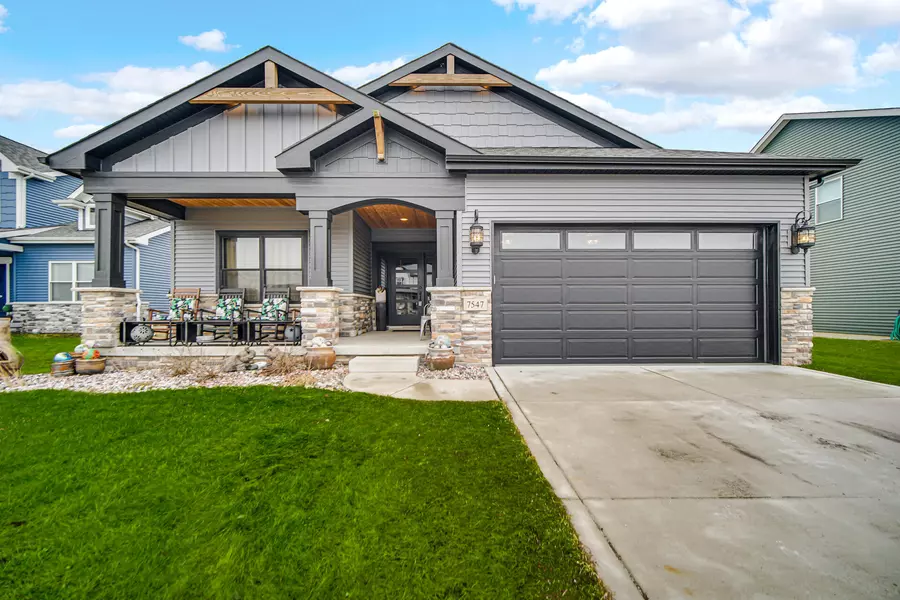 7547 E 116th AVE, Crown Point, IN 46307