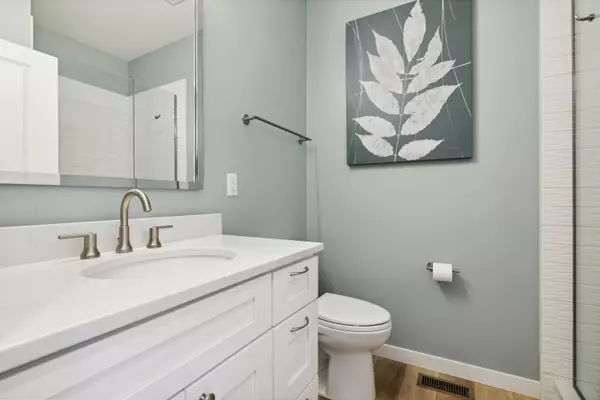 La Porte, IN 46350,169 W Mcclung RD #301