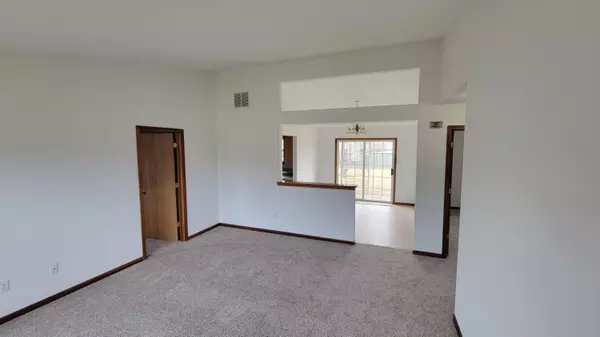 Portage, IN 46368,5107 Honeysuckle AVE