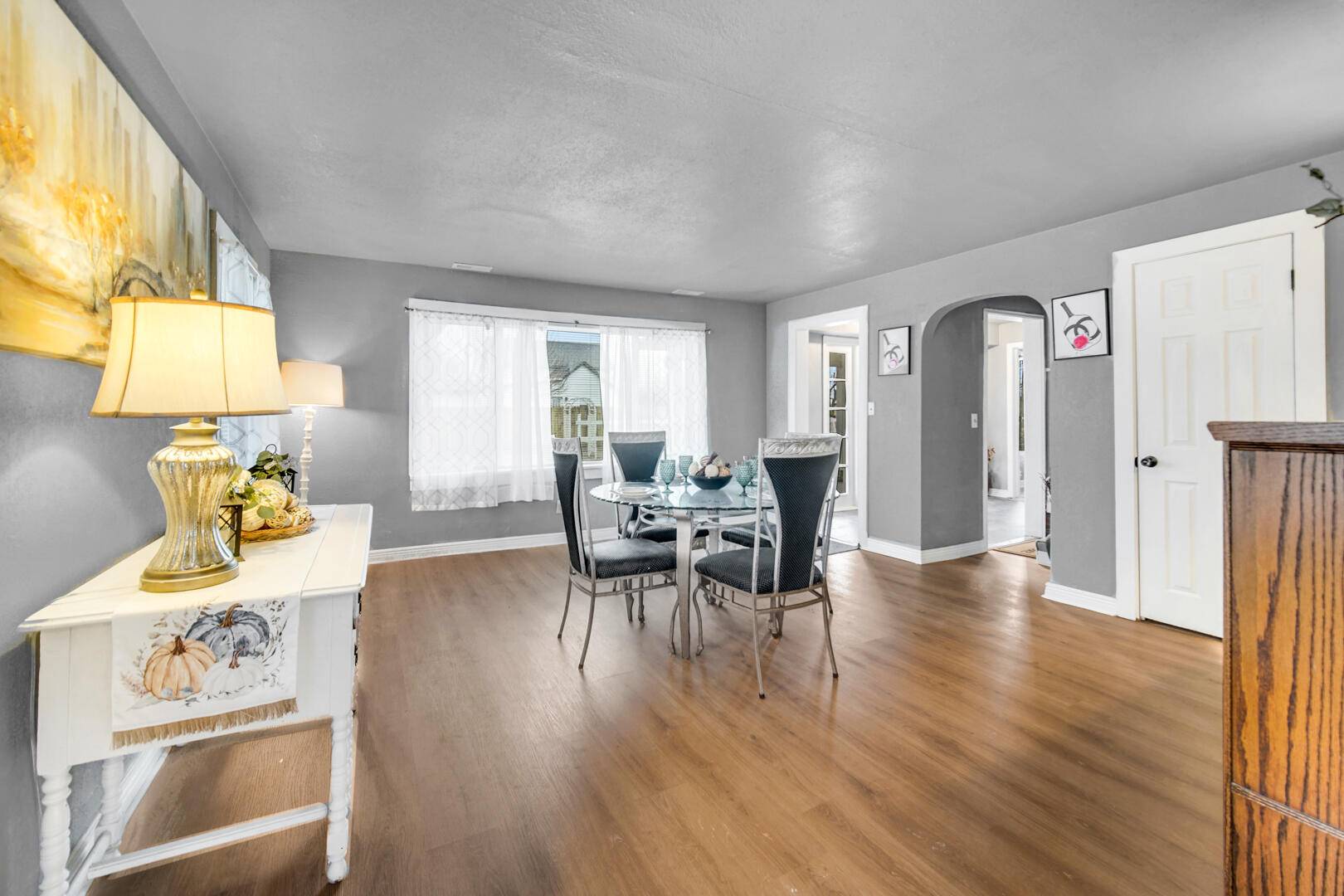 Chesterton, IN 46304,975 N 250
