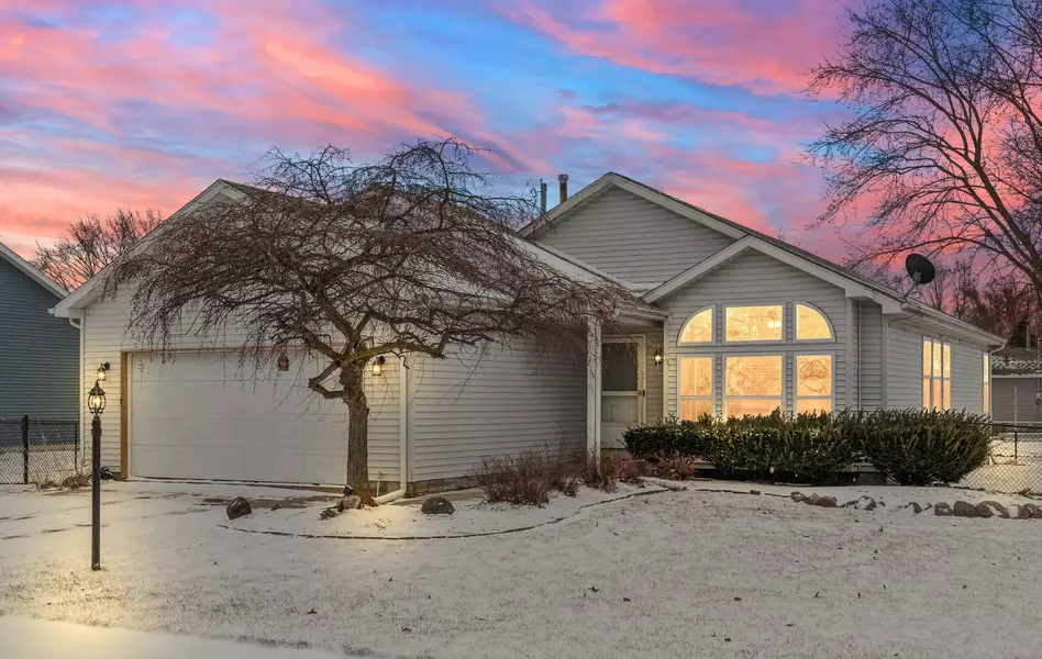 715 Wesley RD, Kouts, IN 46347