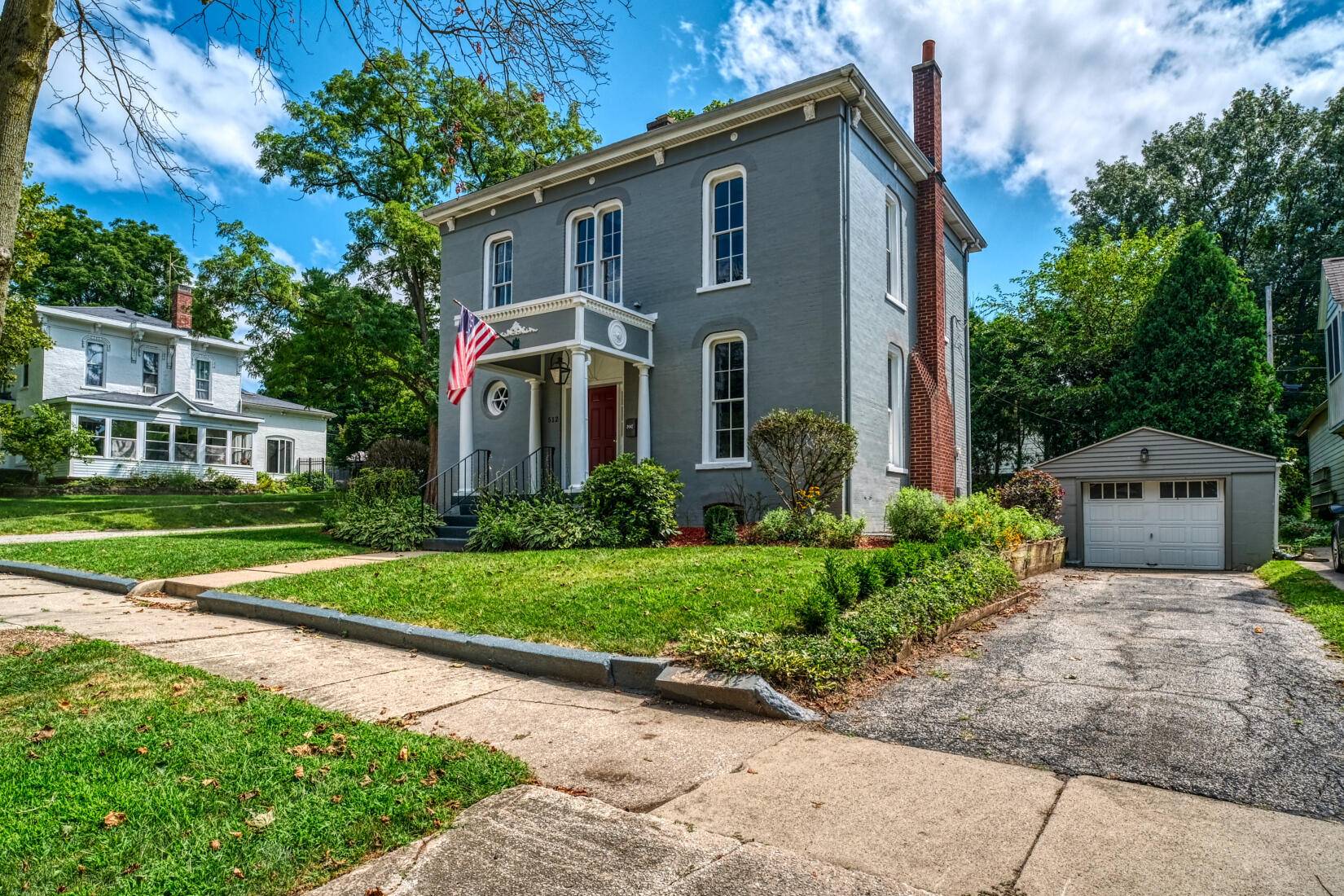 Valparaiso, IN 46383,512 Franklin ST